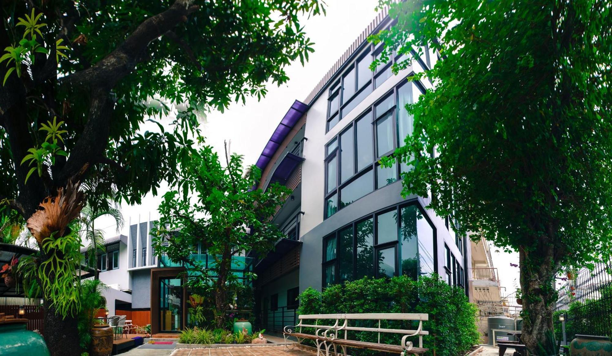 Bed Garden 26 Hostel Bangkok Exterior photo